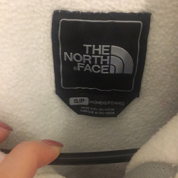 Women’s Denali North Face Jacket - Picture 3 of 3